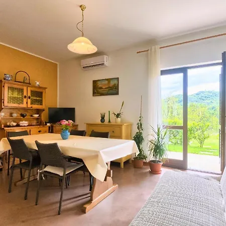 Mit Privatpool Fuer 10 Personen Ca 188 Qm In Zarecje, Istrien Binnenland Von Istrien * Zarecje