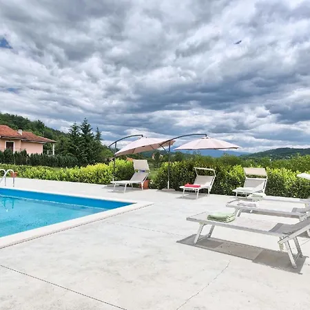 Mit Privatpool Fuer 10 Personen Ca 188 Qm In Zarecje, Istrien Binnenland Von Istrien Holiday home